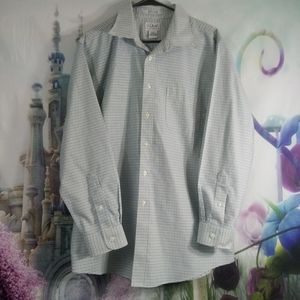 🌺 - L.l bean checkered button down shirt